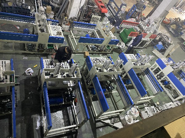 吹膜機、制袋機專(zhuān)業(yè)制造商